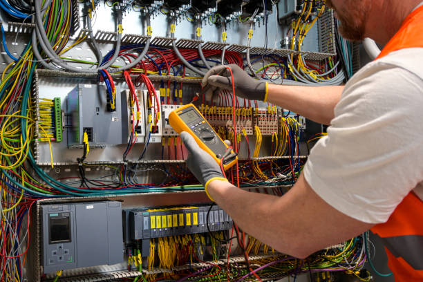 Best Circuit Breaker Repair  in Washburn, ND